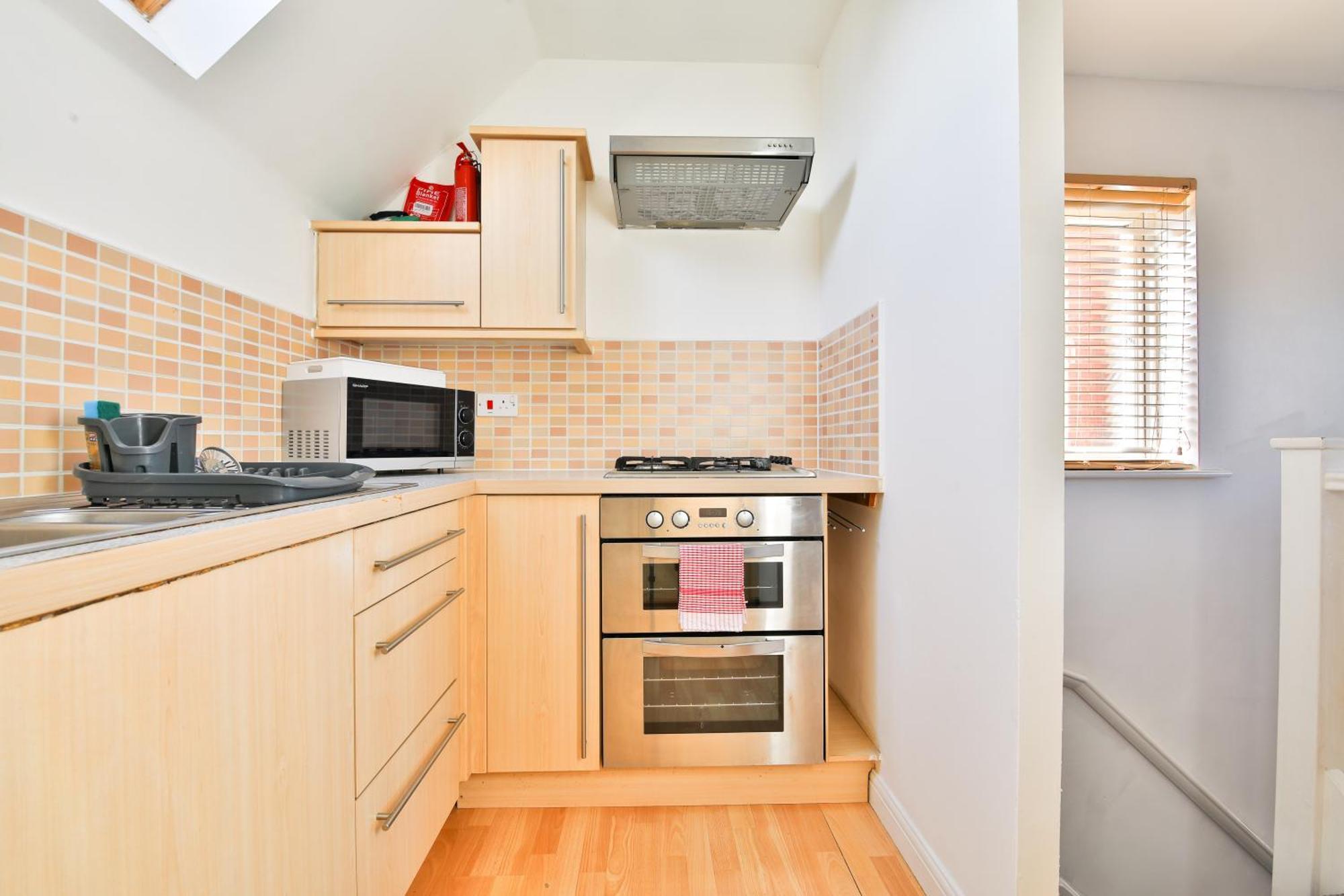 Stayright 2 Bed Beach House With Private Parking- Next To Barry Beach And Jackson Bay Exterior photo